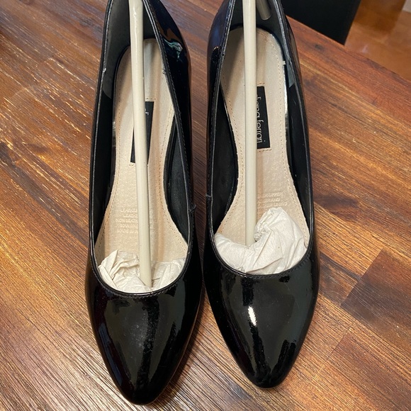 * HOST PICK * Diana Ferrari ‘Gabriette’ Black Patent heels - SIZE 7 - Picture 7 of 13